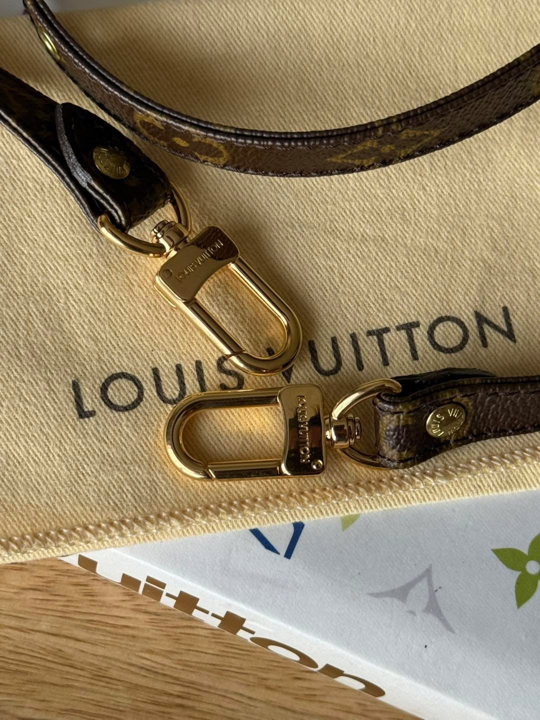 LV 16mm Monogram Strap