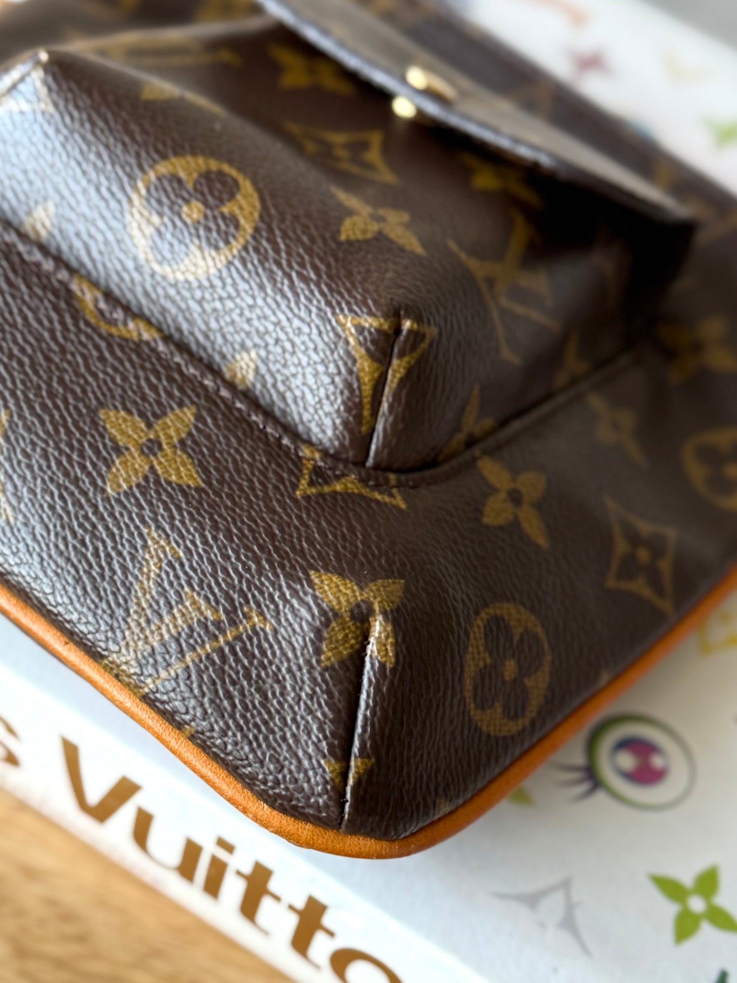 LV Partition Wristlet Pouch.