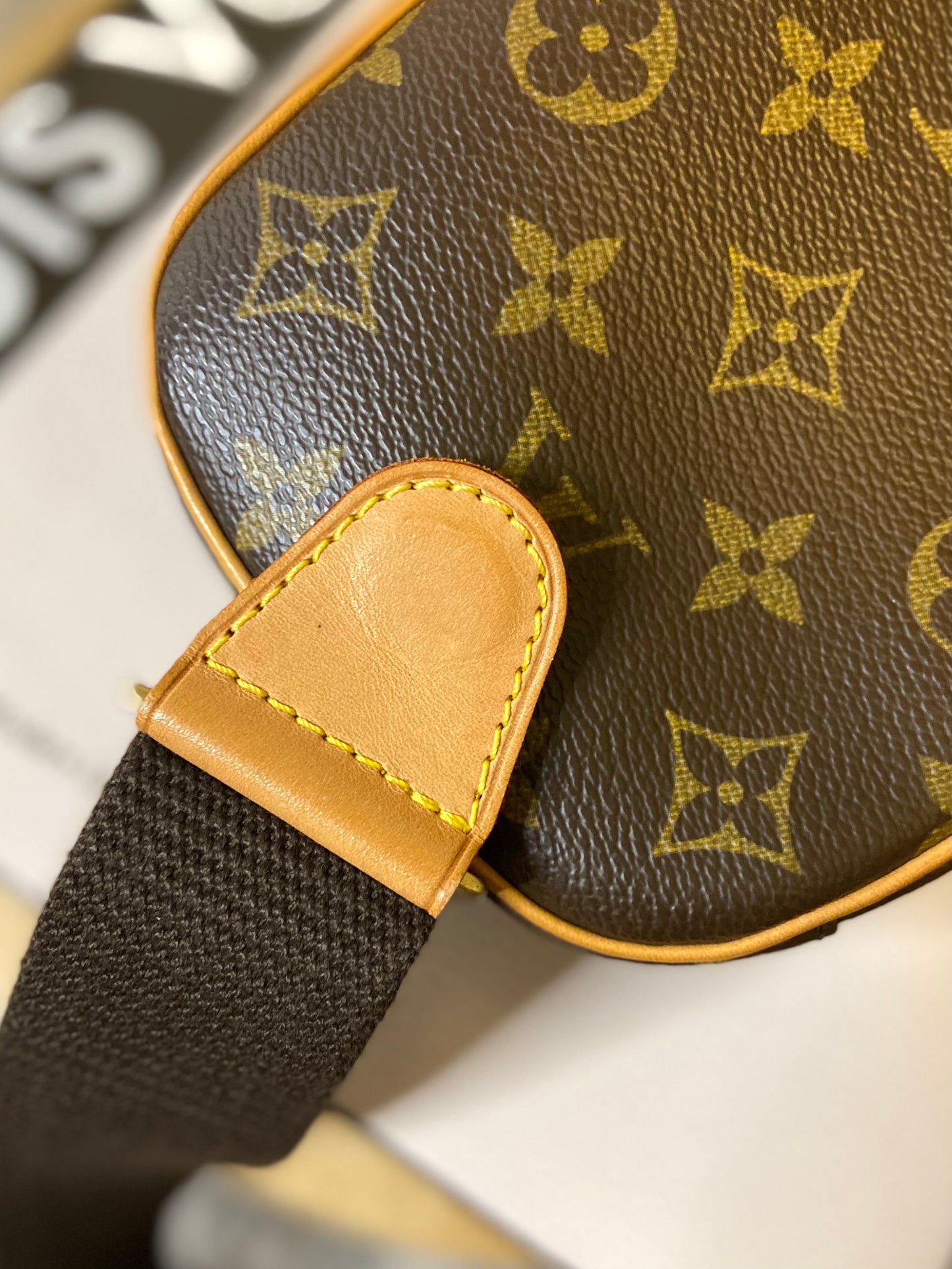 LV Gange Bumbag