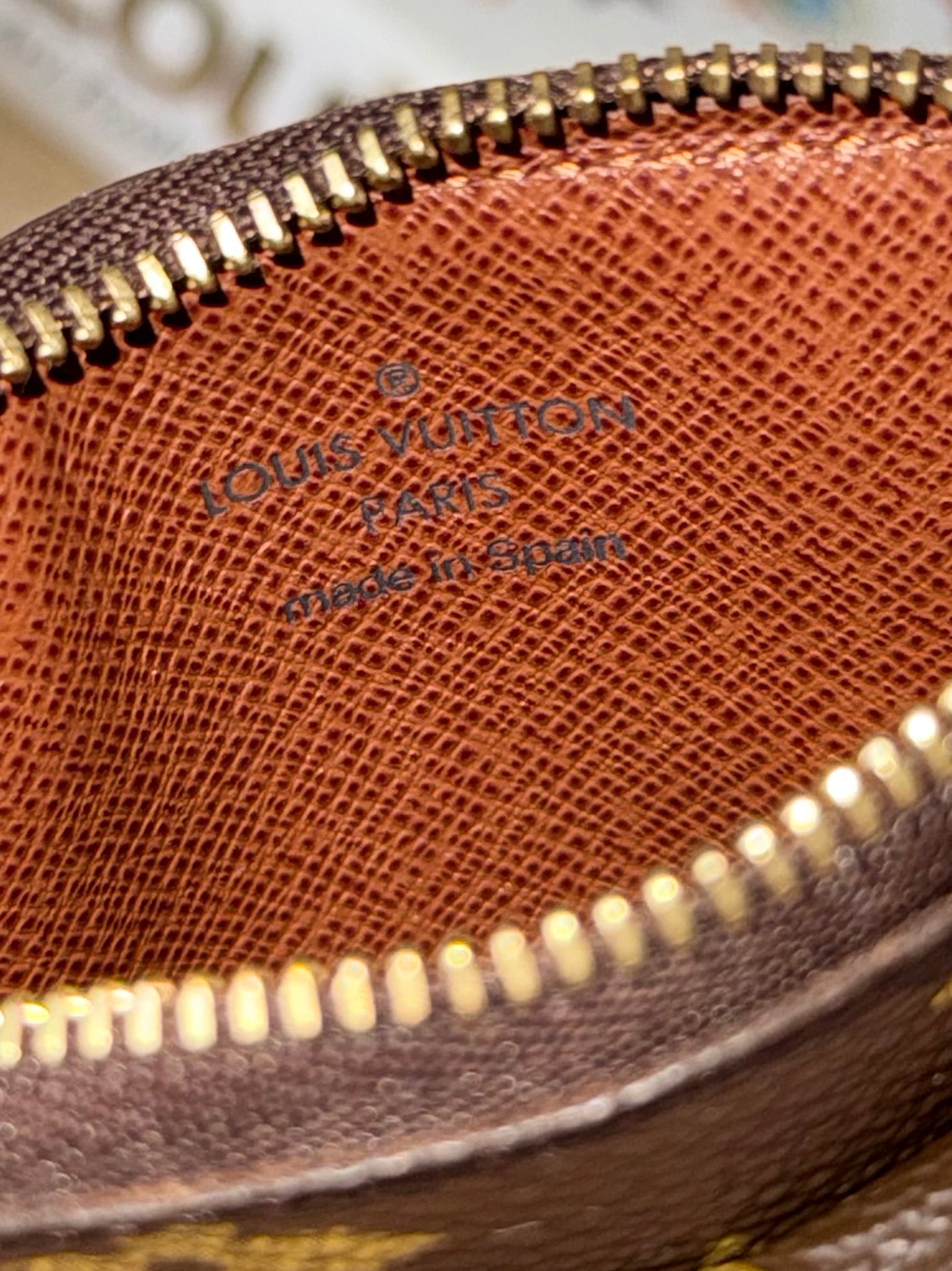 LV Schilling Coin Pouch