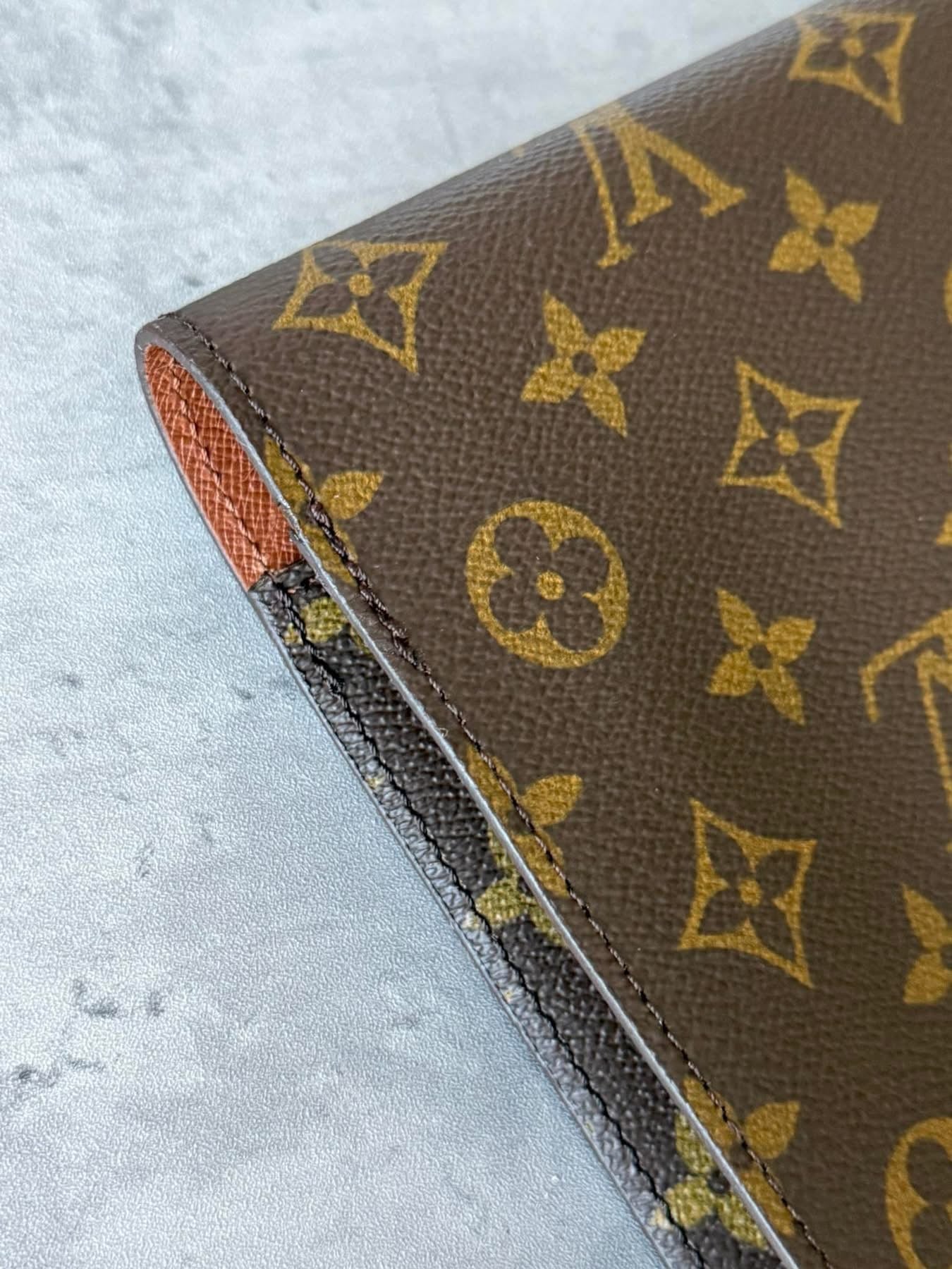 LV Porte Document Senateur