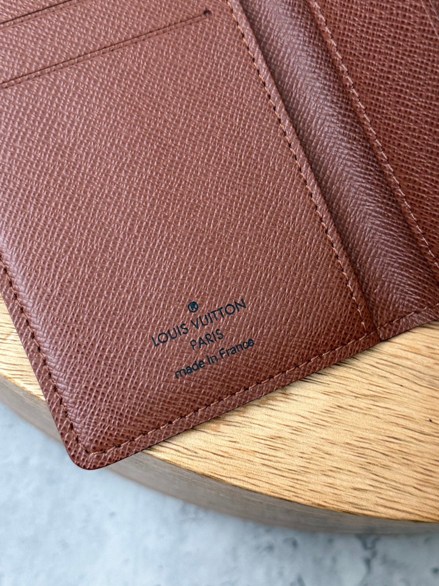 LV Pocket Organizer