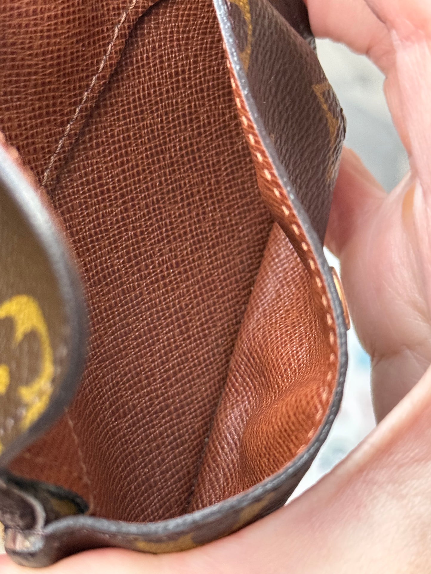 LV Schilling Coin Pouch