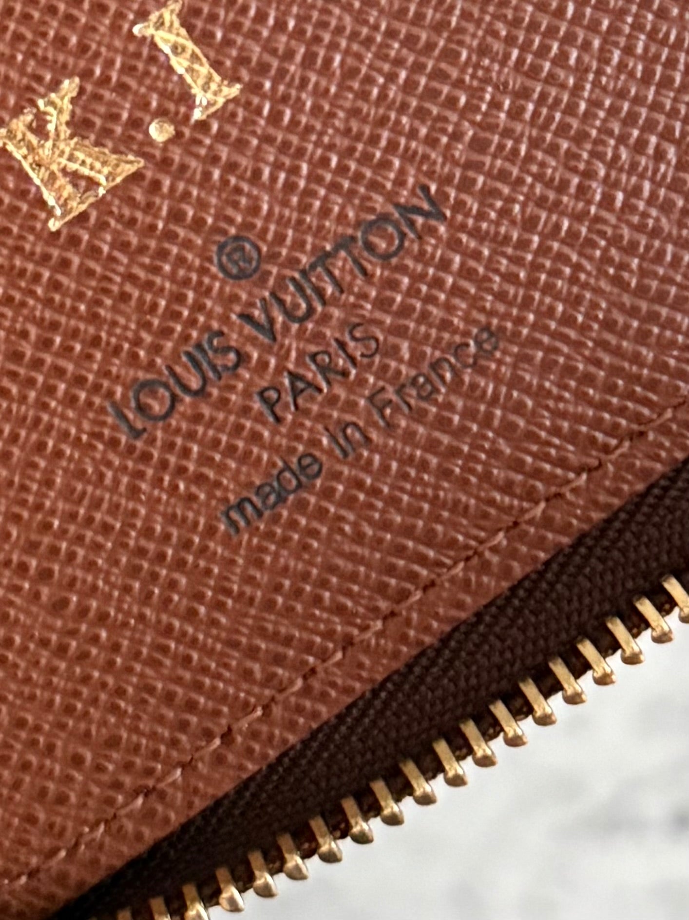 LV Zippy Passport Monogram
