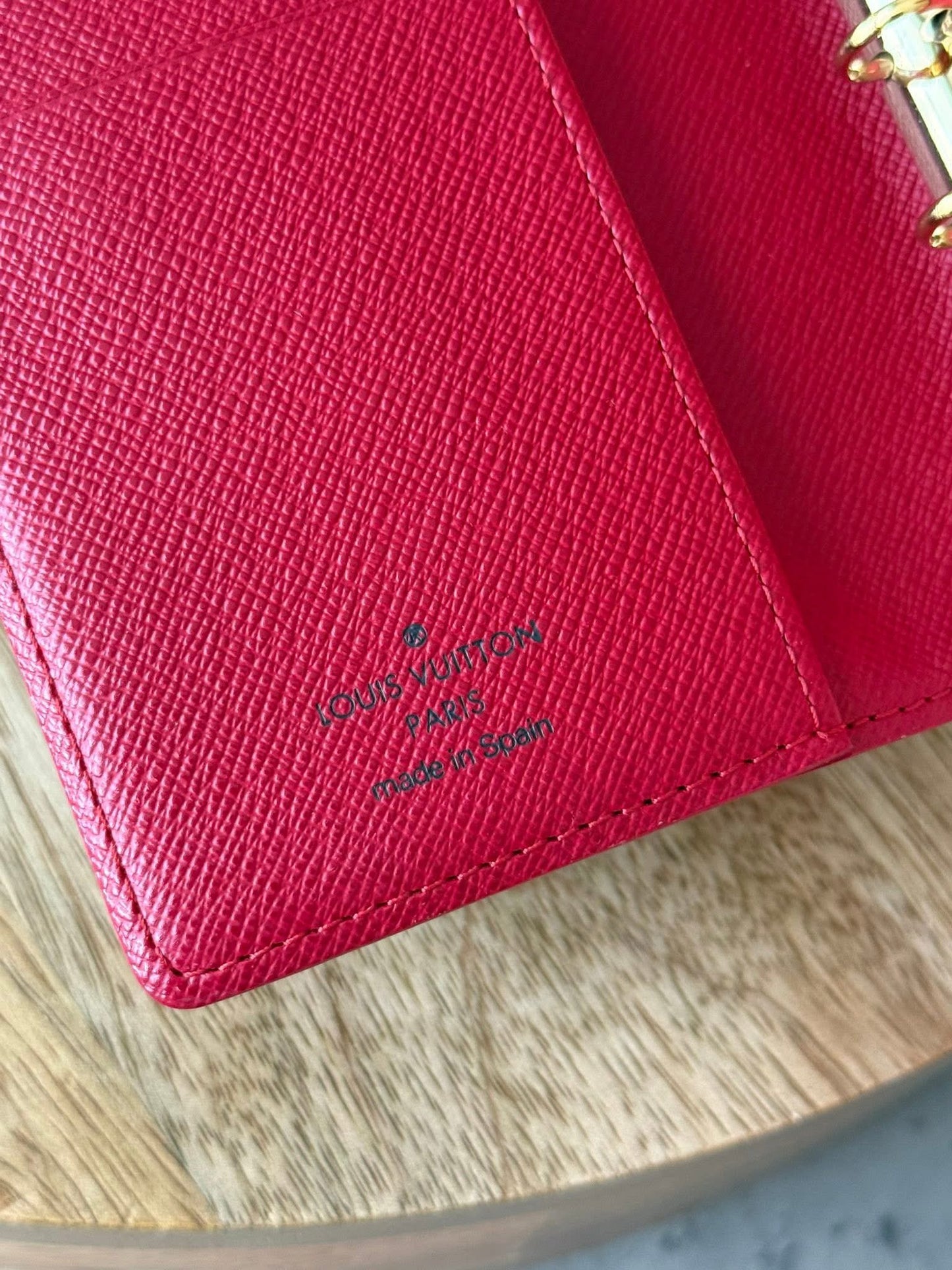 LV Agenda PM Cerise Limited Ed.
