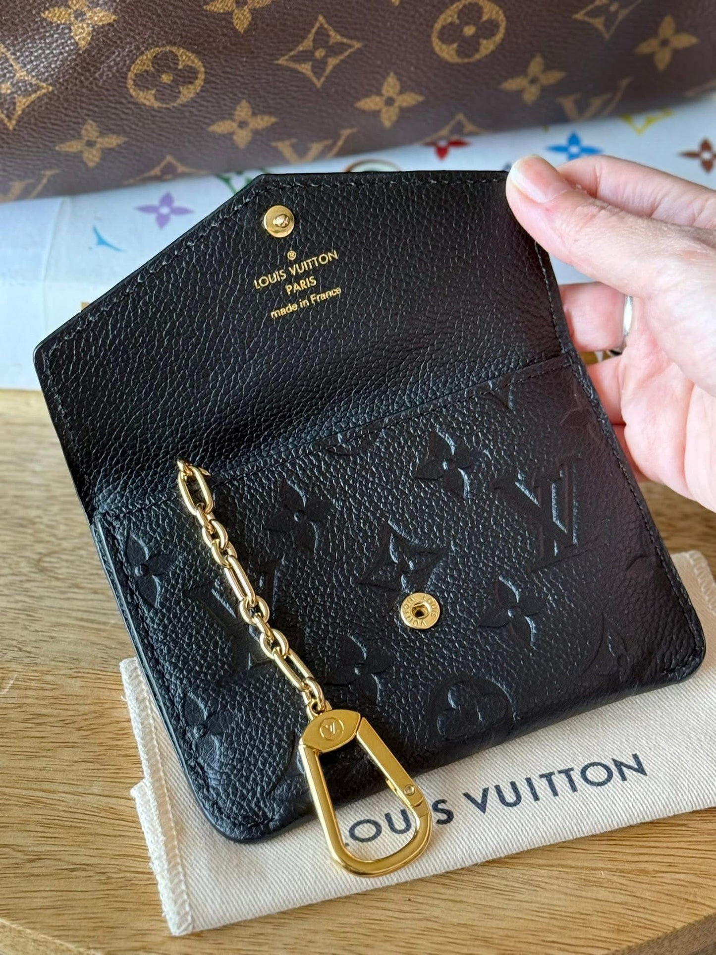 LV Key Pouch Empreinte in Noir