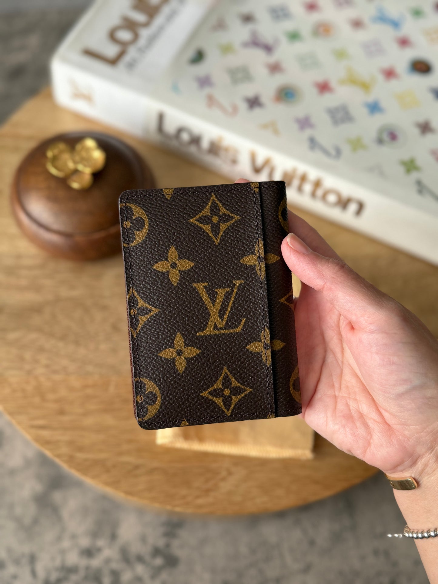 LV Pocket organizer