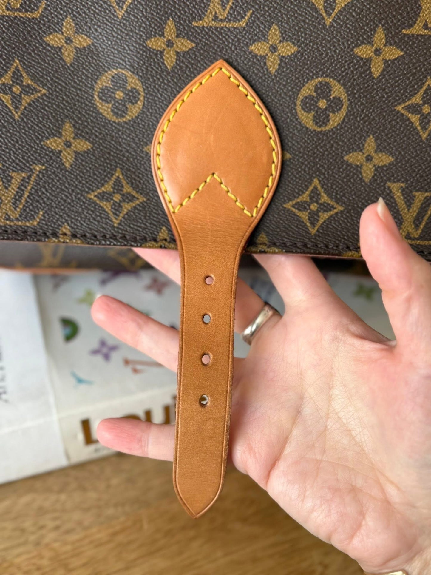 LV Cartouchiere GM