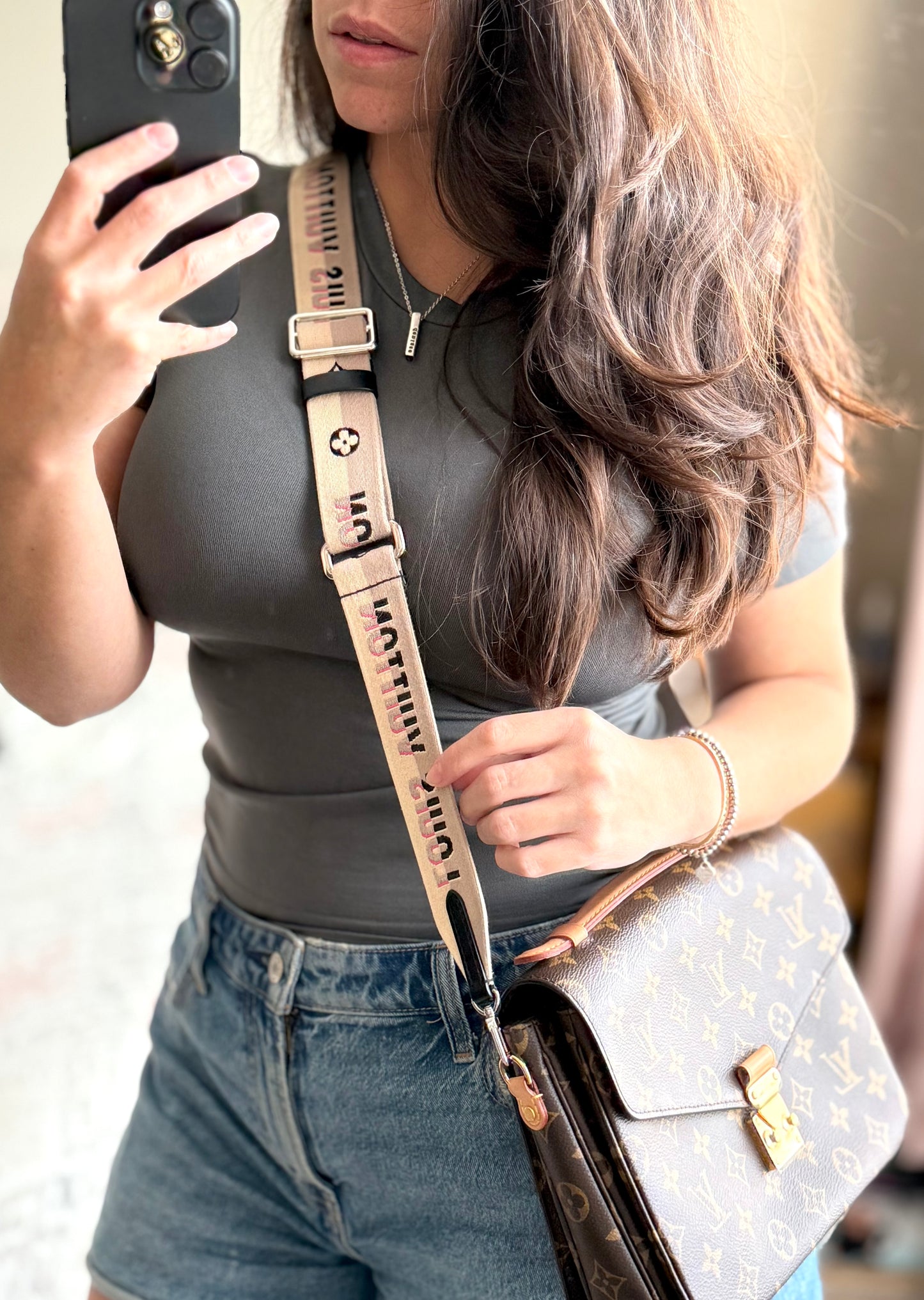 LV Adjustable guitar strap