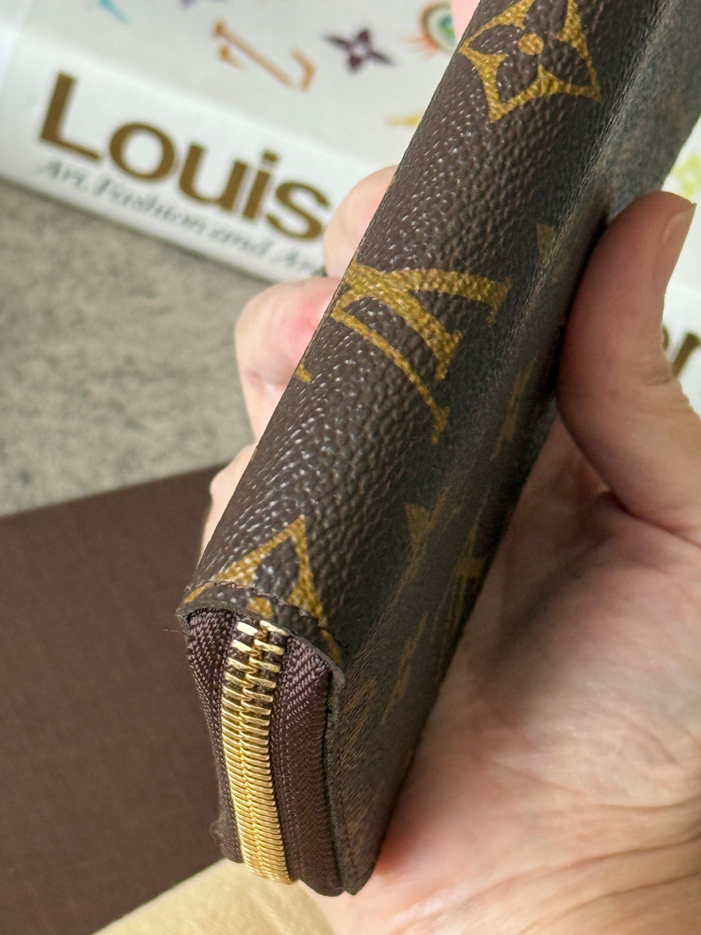 LV Zippy Compact Old Model