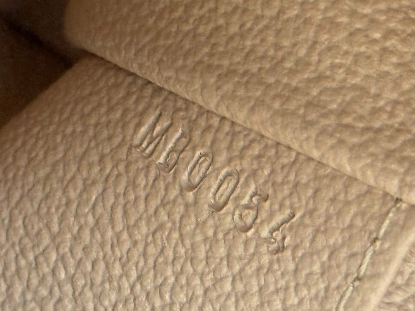 LV Trousse 28 New Model