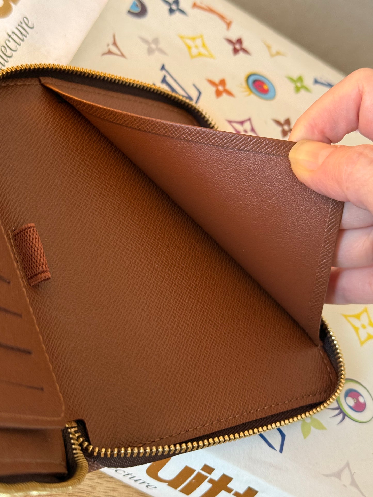 LV Zippy Passport