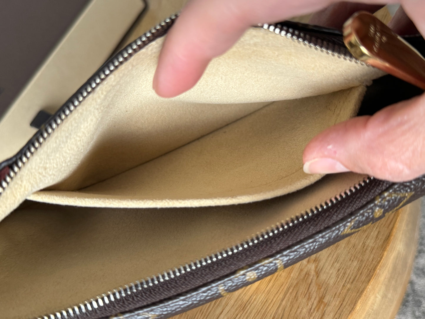 LV Tikal Pochette