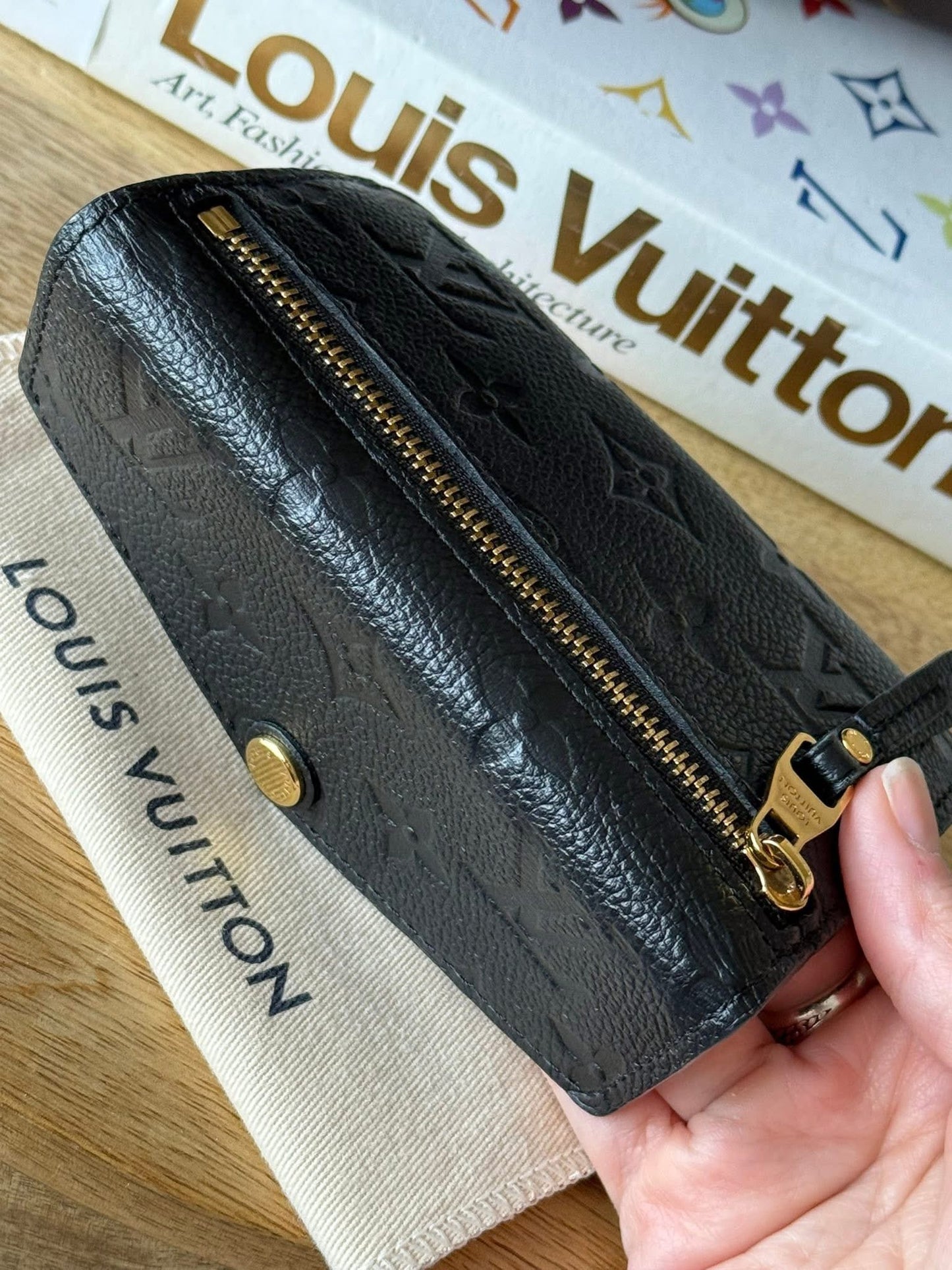 LV Key Pouch Empreinte in Noir