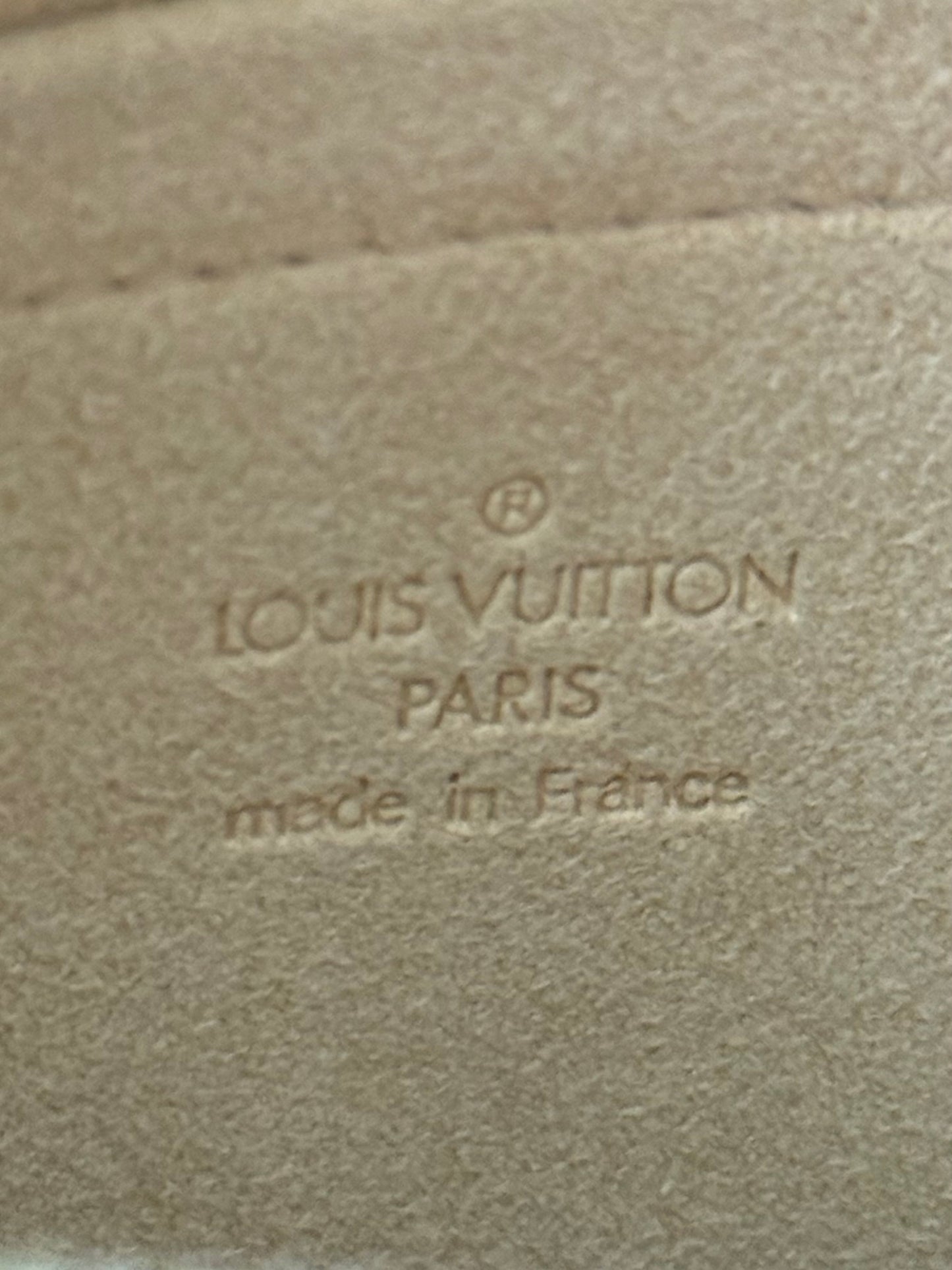 LV Tikal Pochette