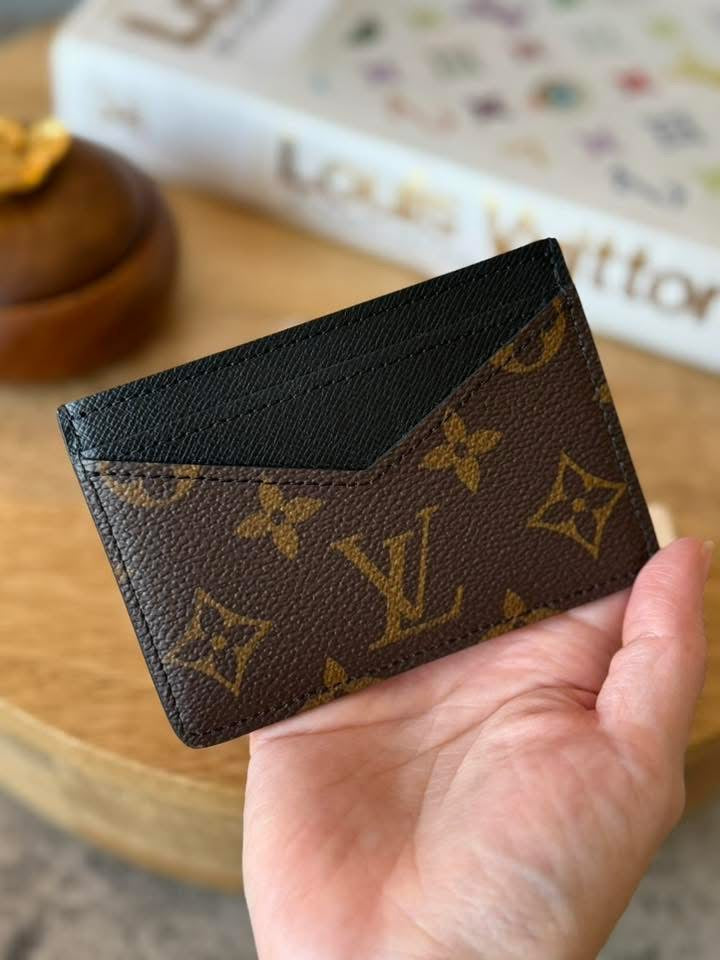 LV Neo Porte Cartes Macassar
