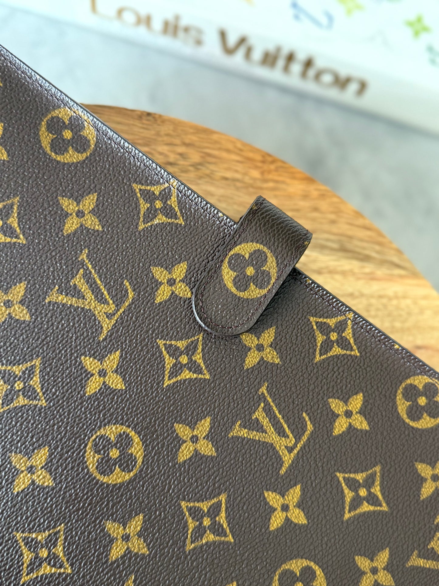 LV Cover Bloc A4