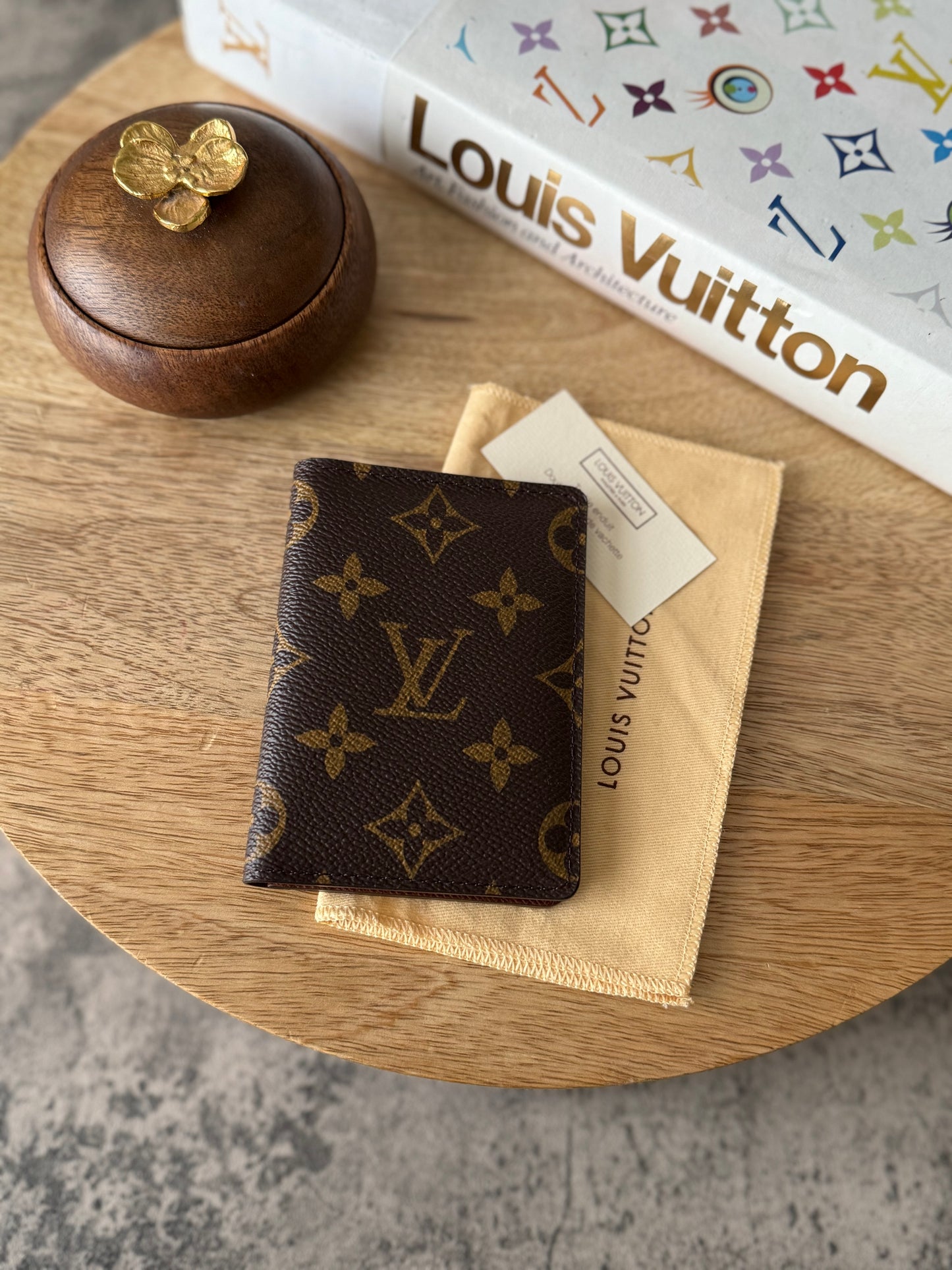 LV Pocket organizer
