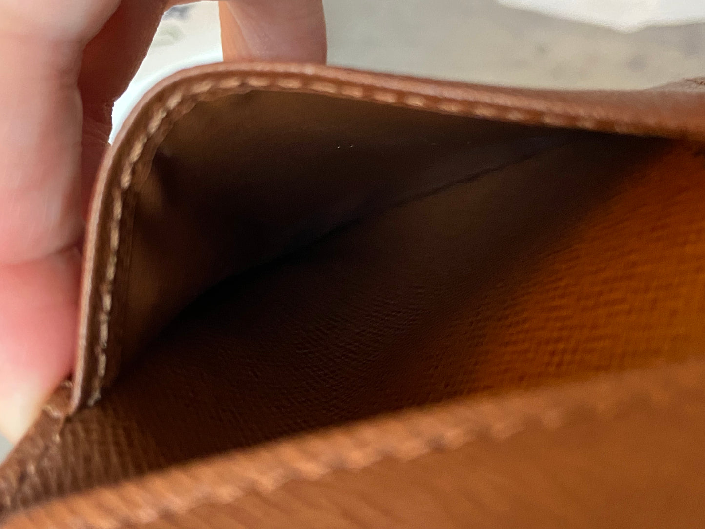 LV MEN’S WALLET MONOGRAM