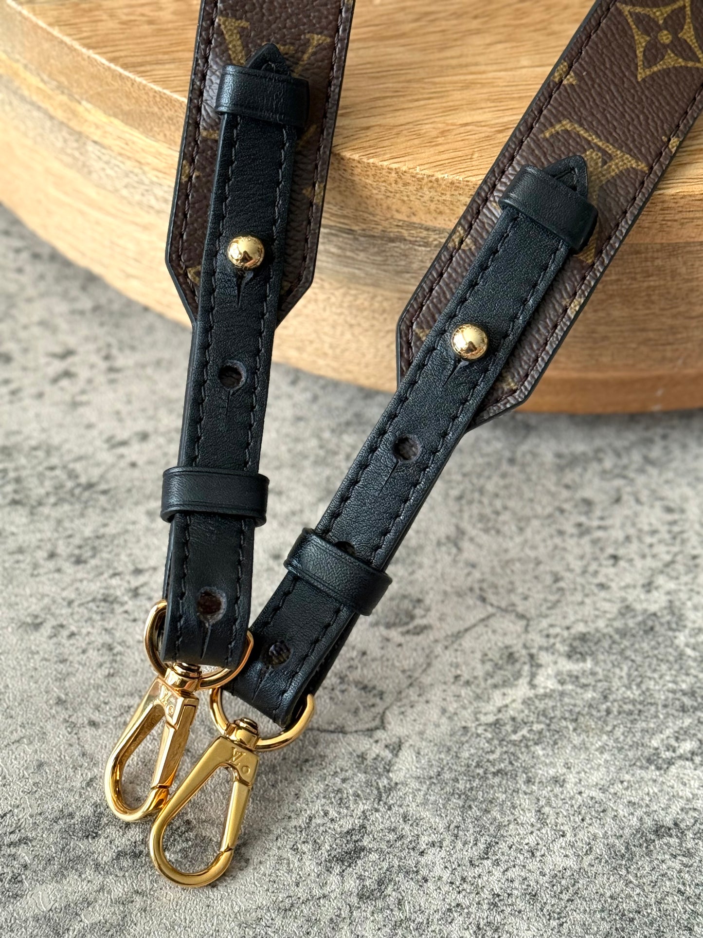 LV Bandouliere XL Black Strap