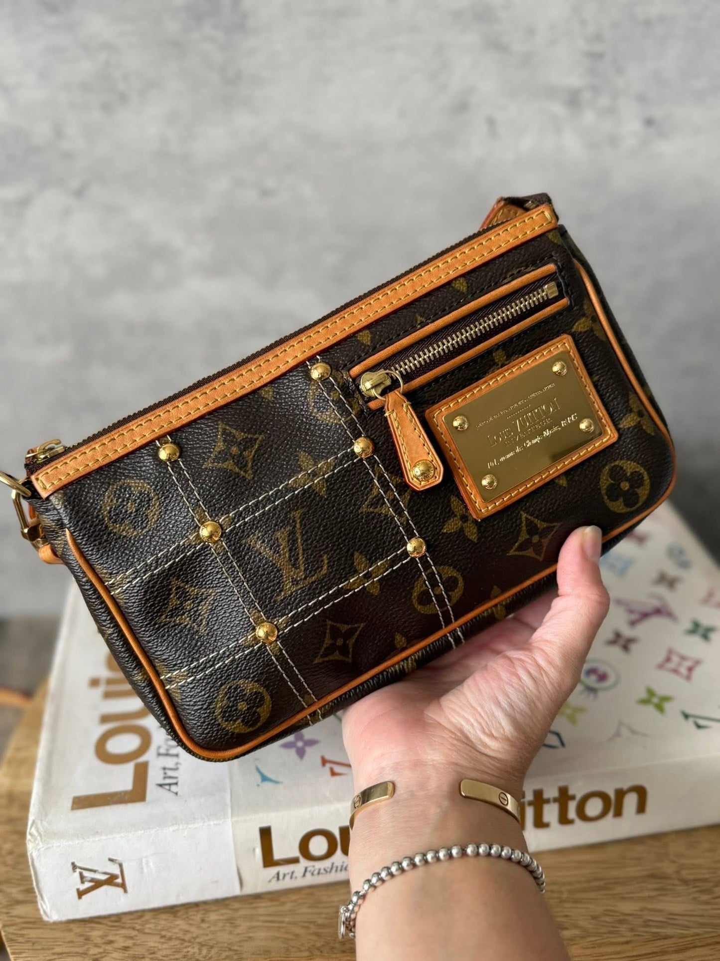 LV Rivetting Pochette Accessories