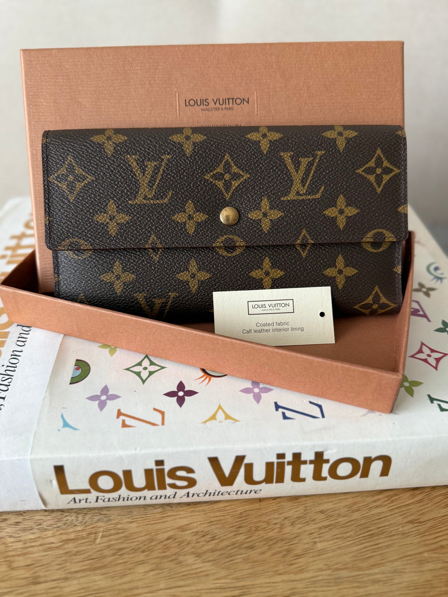 LV International trifold wallet
