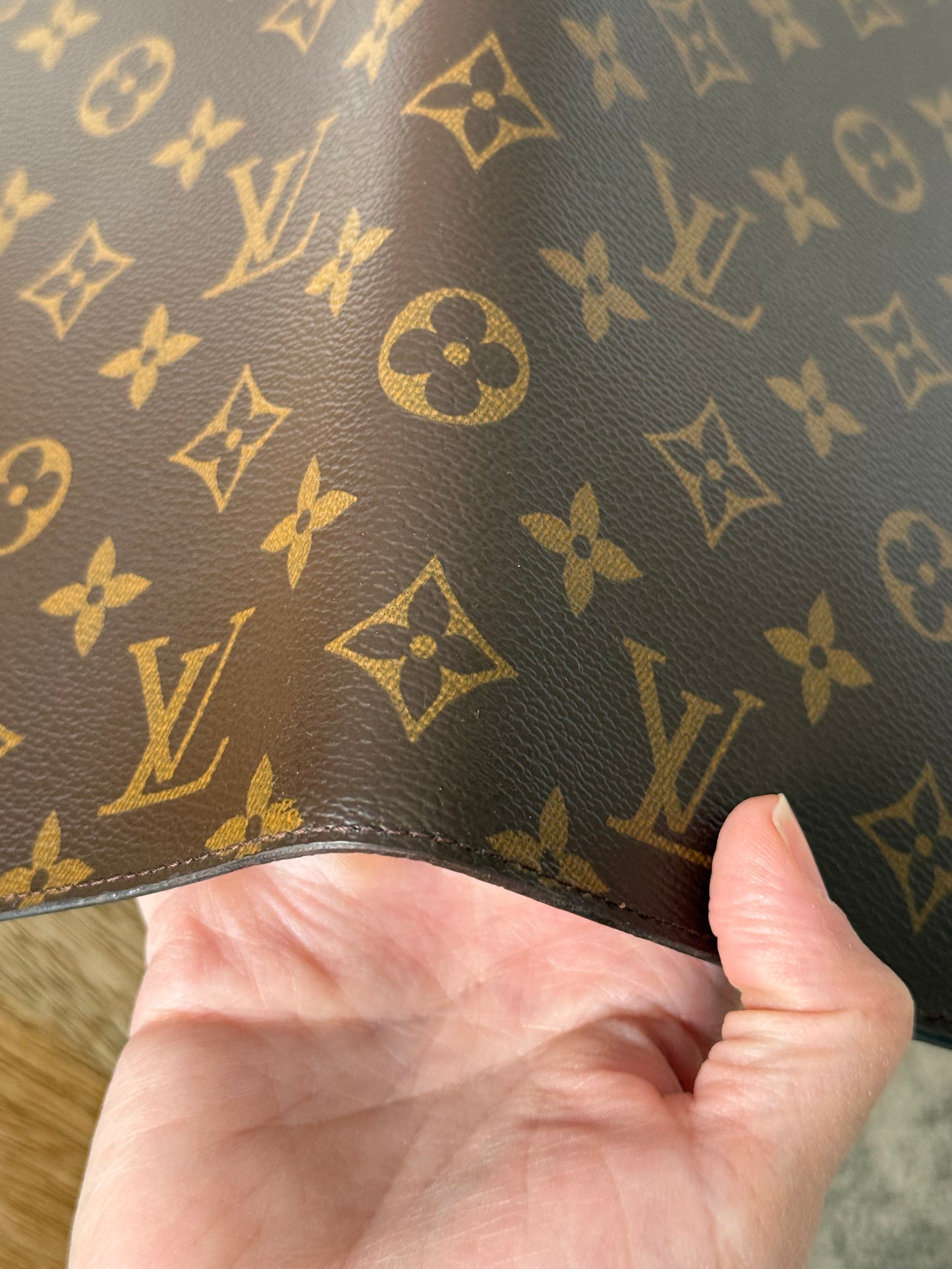 LV Couv Carnet GM
