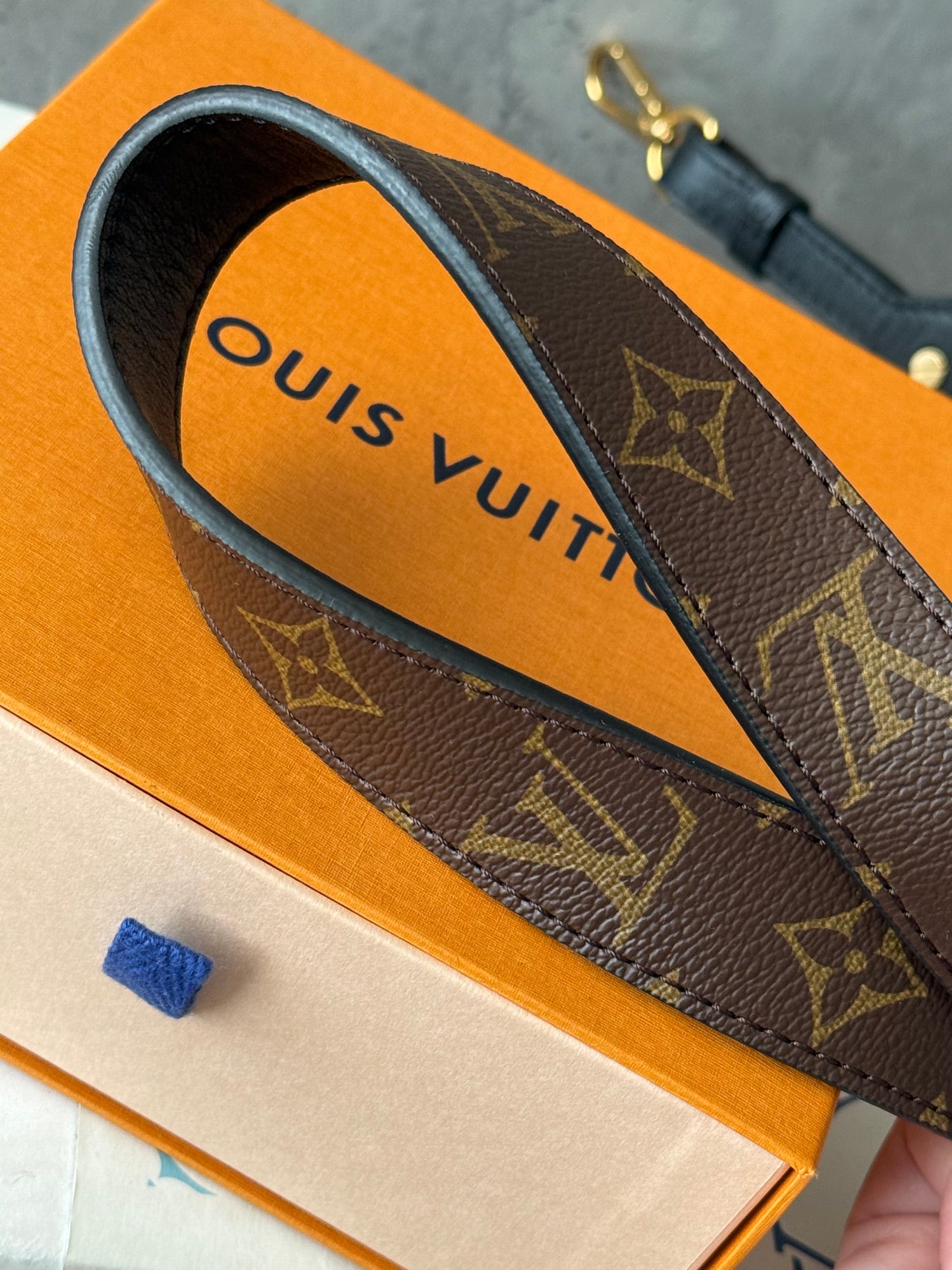 LV Bandouliere XL Black Strap