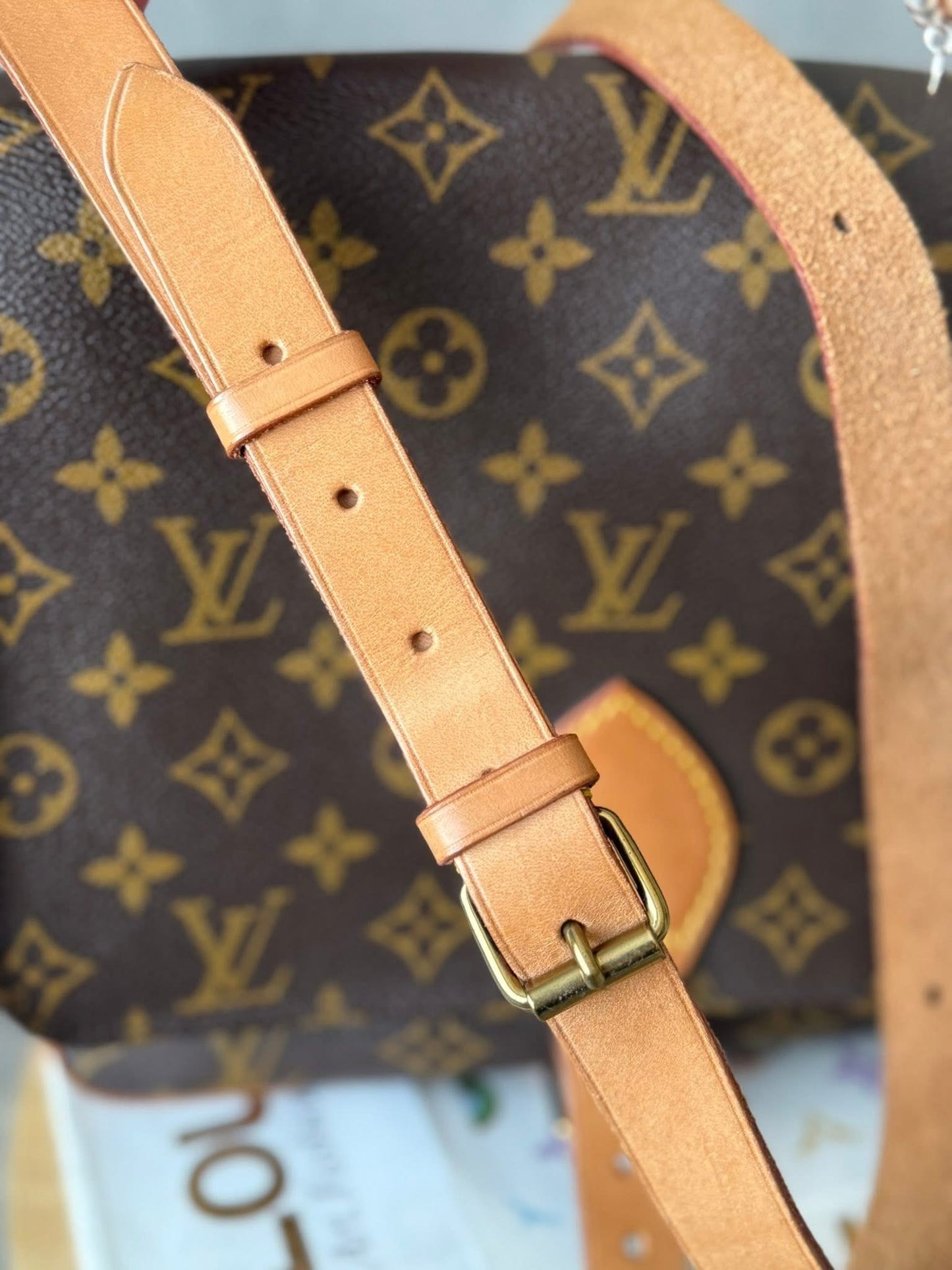 LV Cartouchiere GM