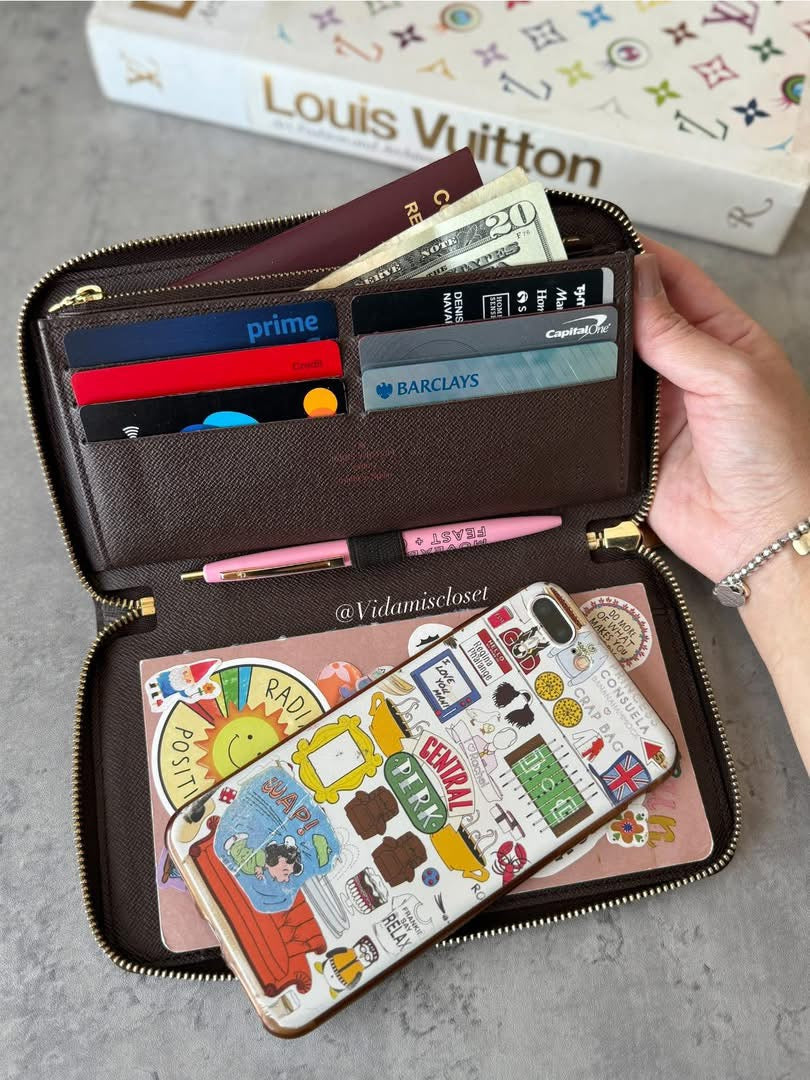 LV Zippy Organizer Damier Ebene