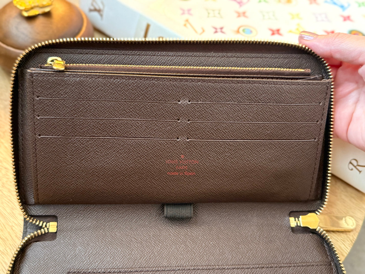 LV Zippy Organizer Damier Ebene