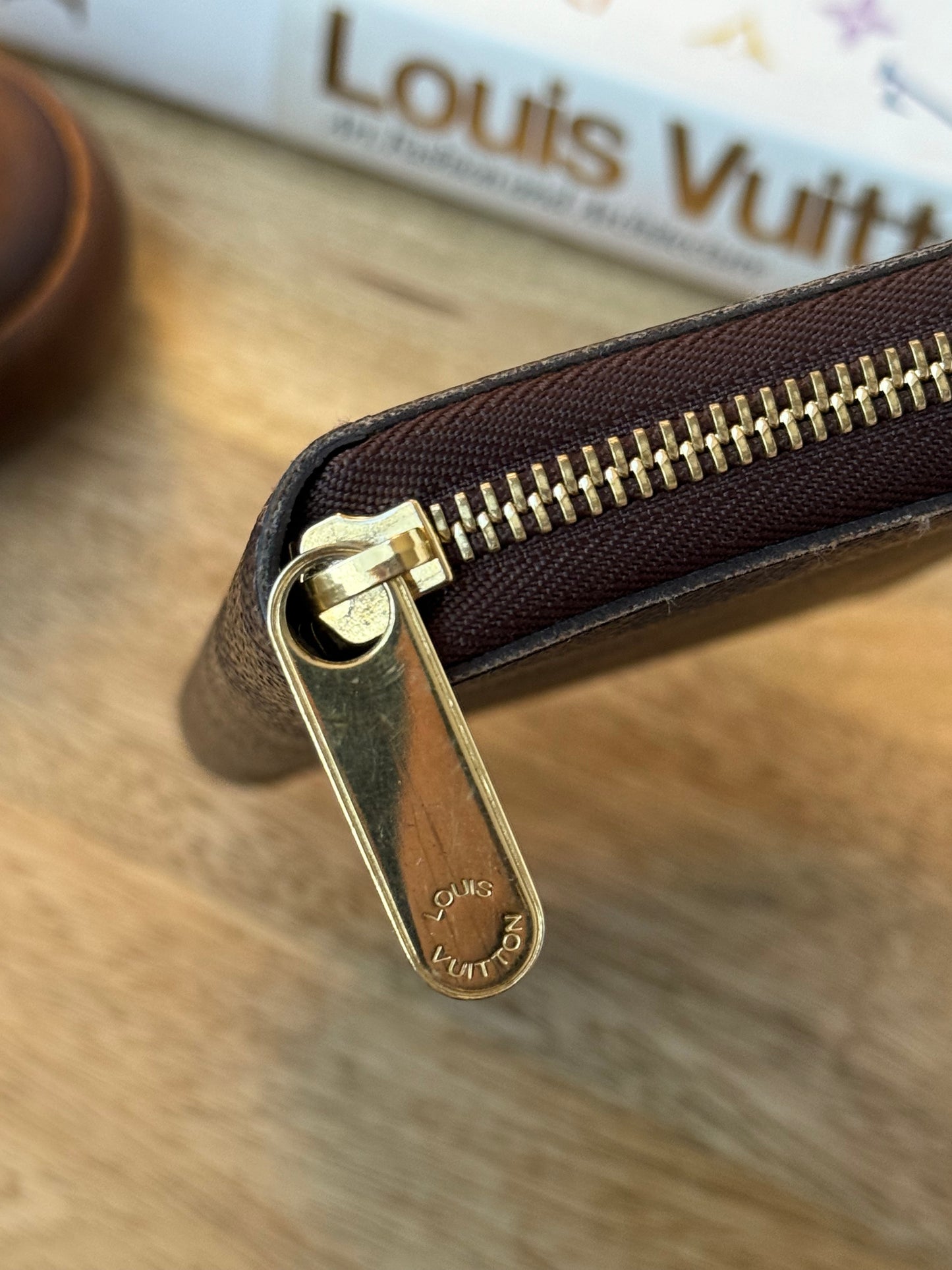 LV Zippy Organizer Damier Ebene