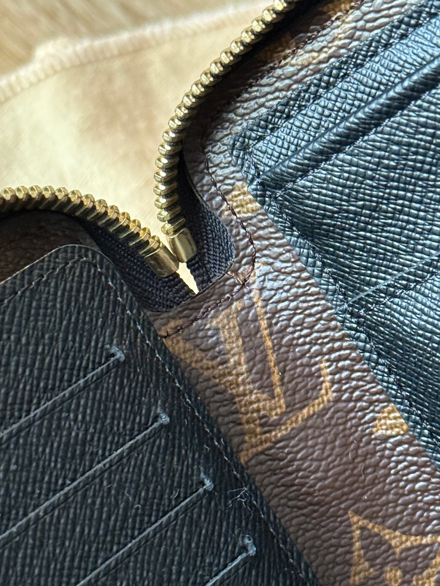 LV Daily Organizer Noir