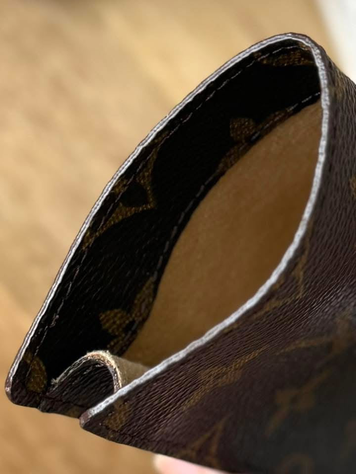 LV Etui Sunglasses case