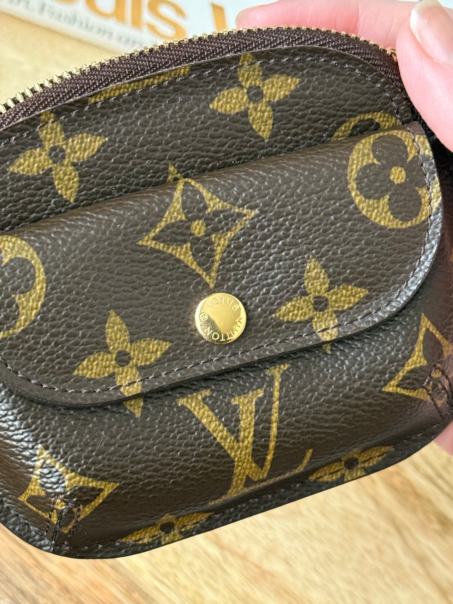 LV Schilling Coin Pouch