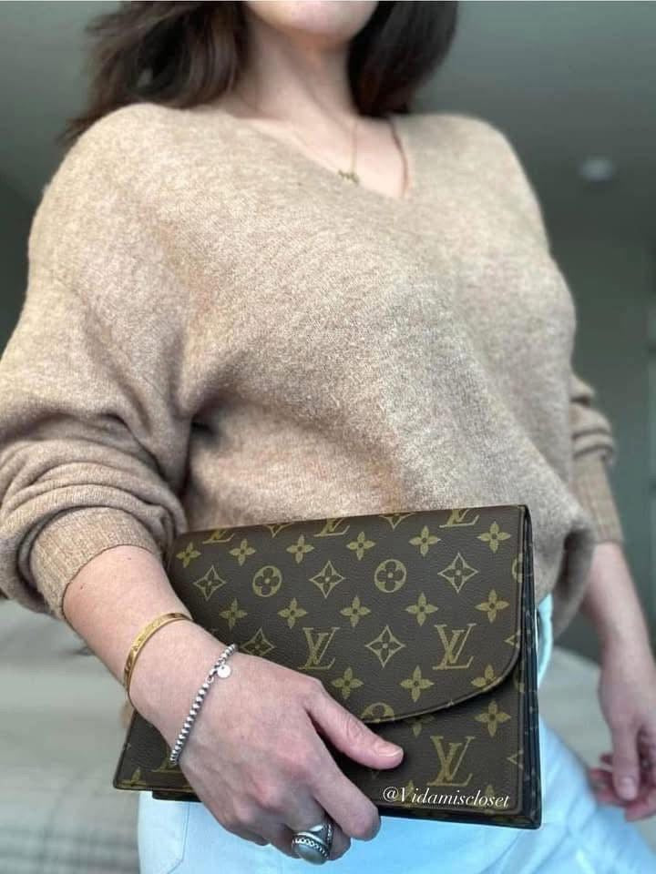 LV Rabat 23 Clutch