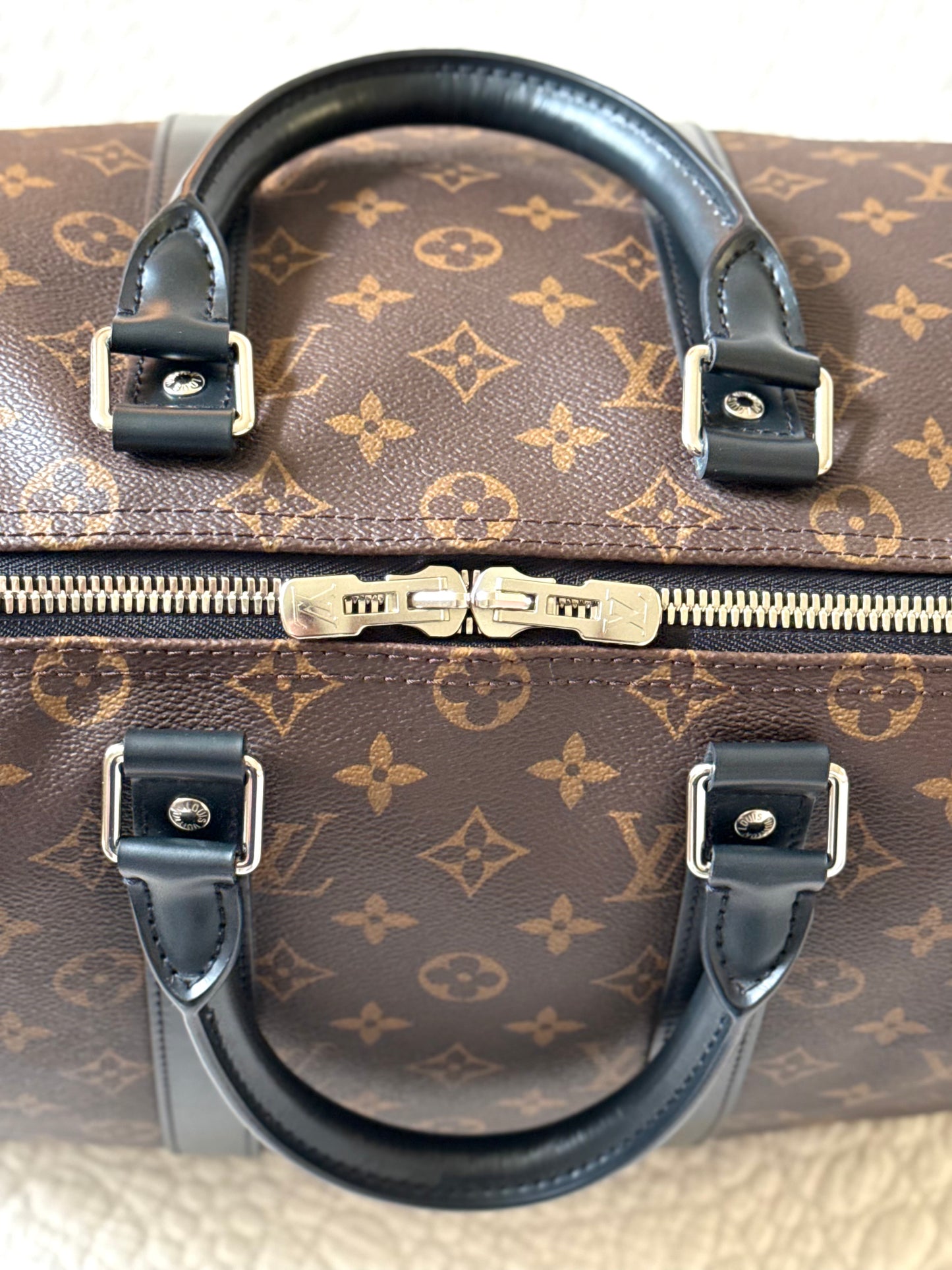 LV Keepall B 45 Macassar