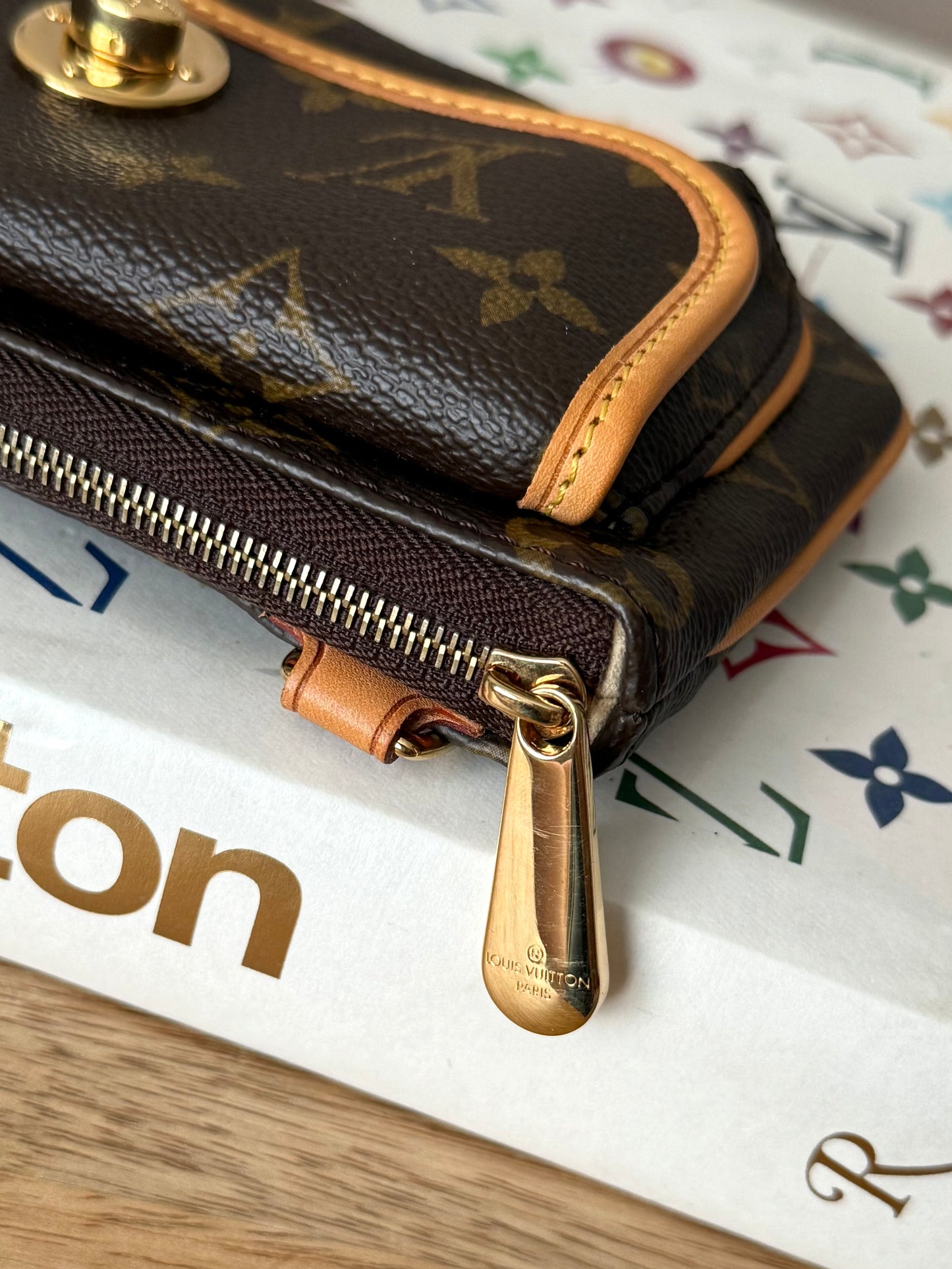 LV Tikal Pochette