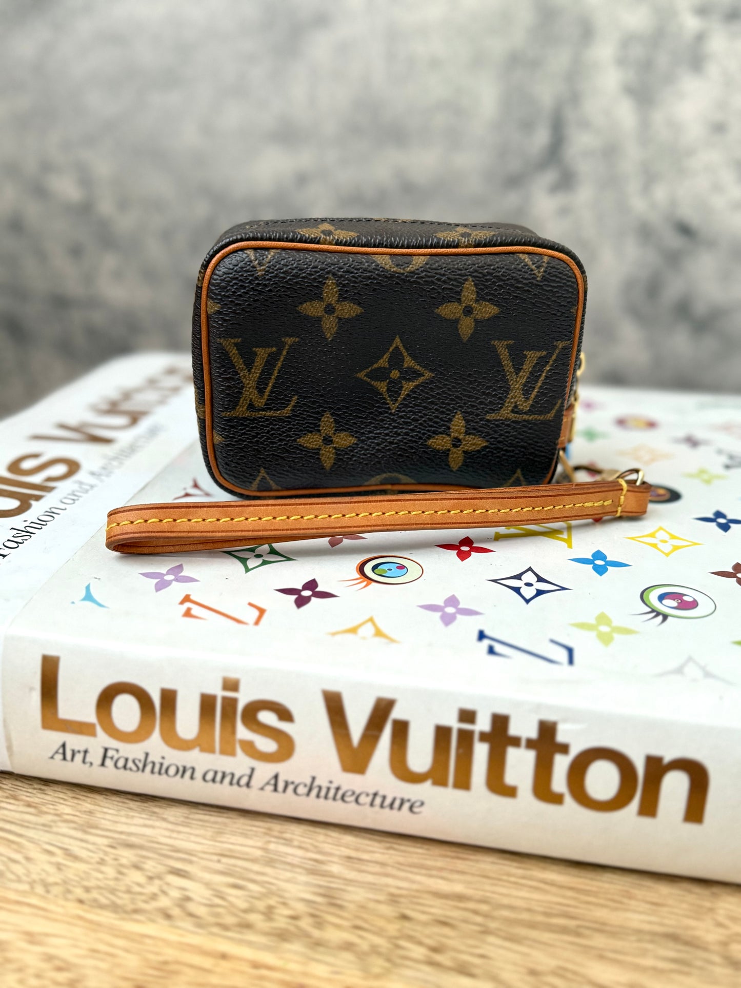 LV Wapity Pouch