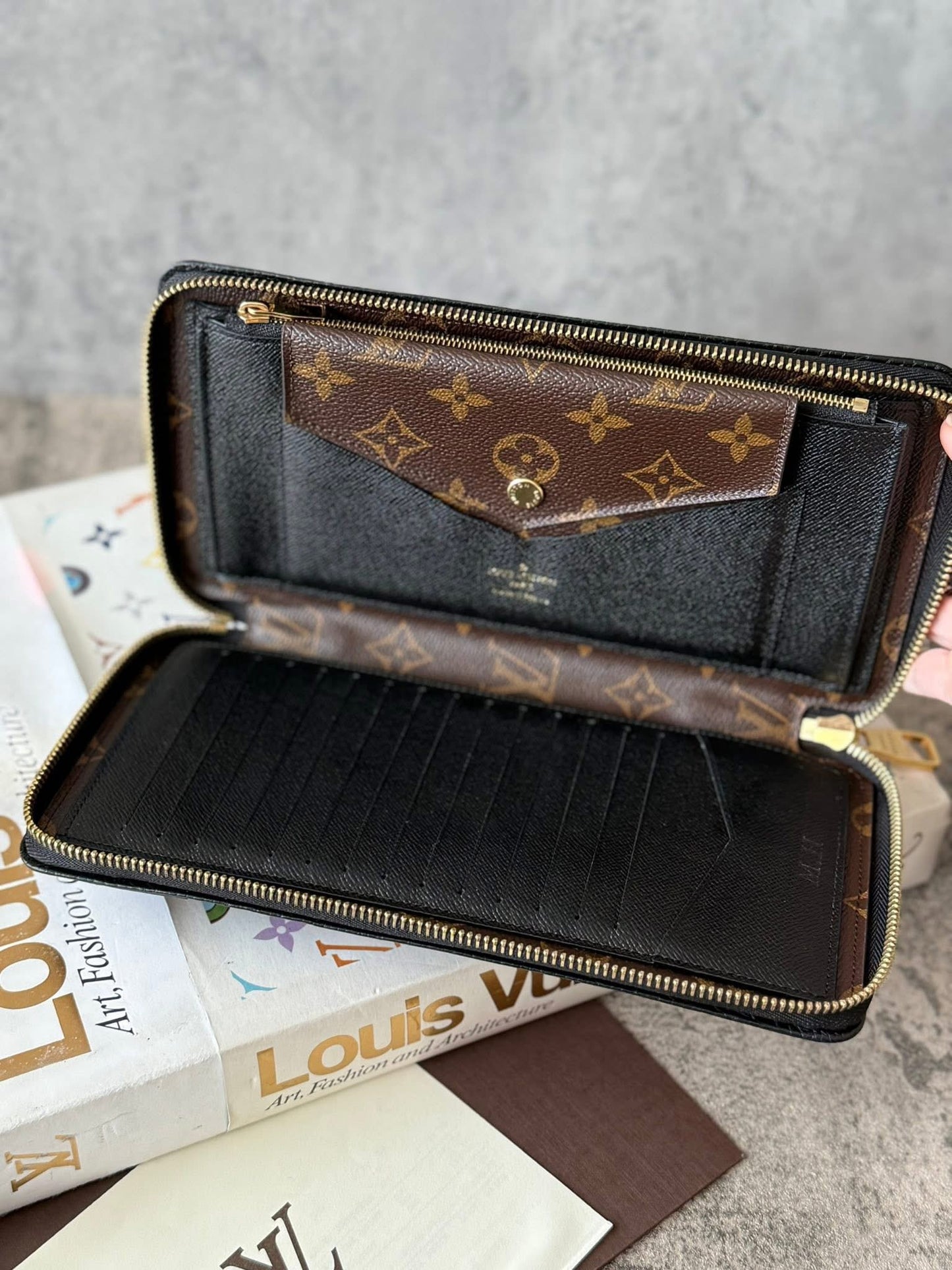 LV Daily Organizer Noir