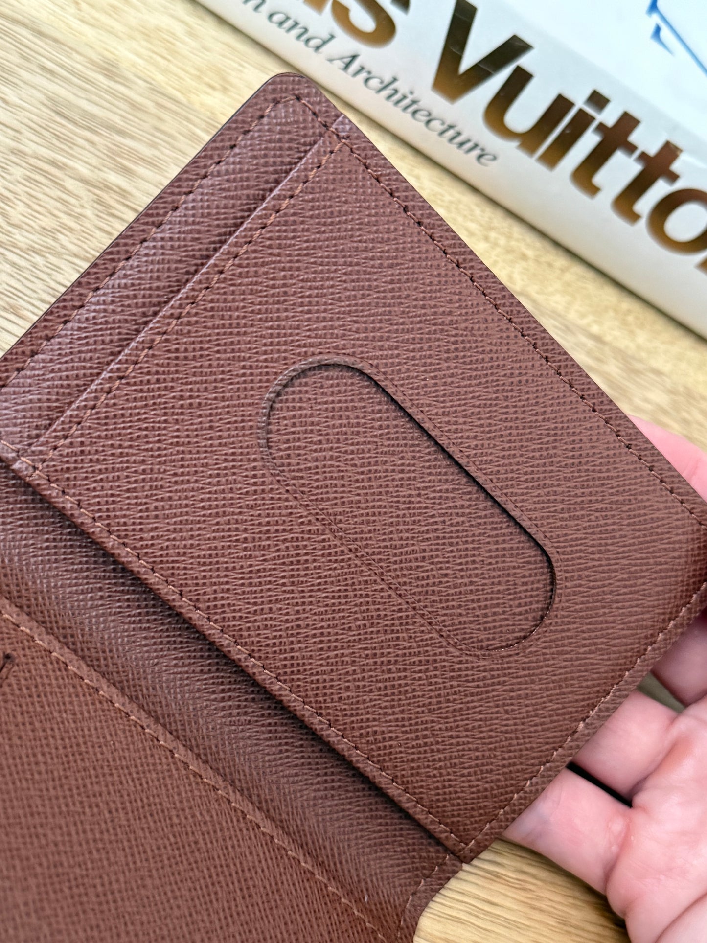 LV Pocket Organizer