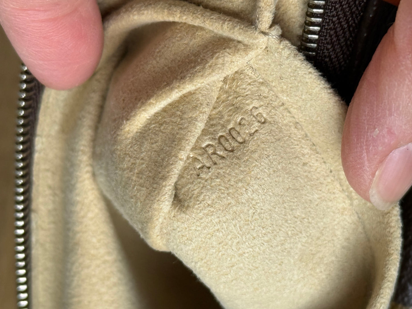LV Tikal Pochette