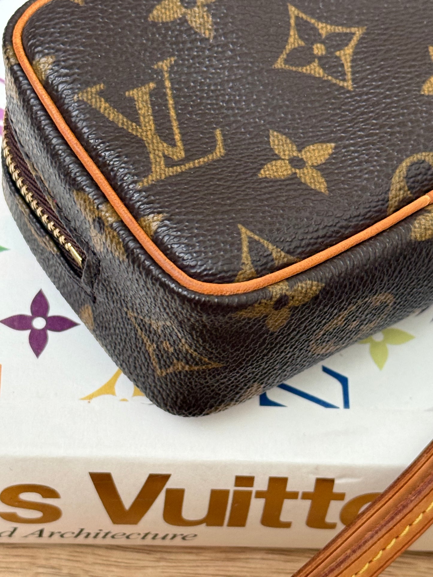 LV Wapity Pouch