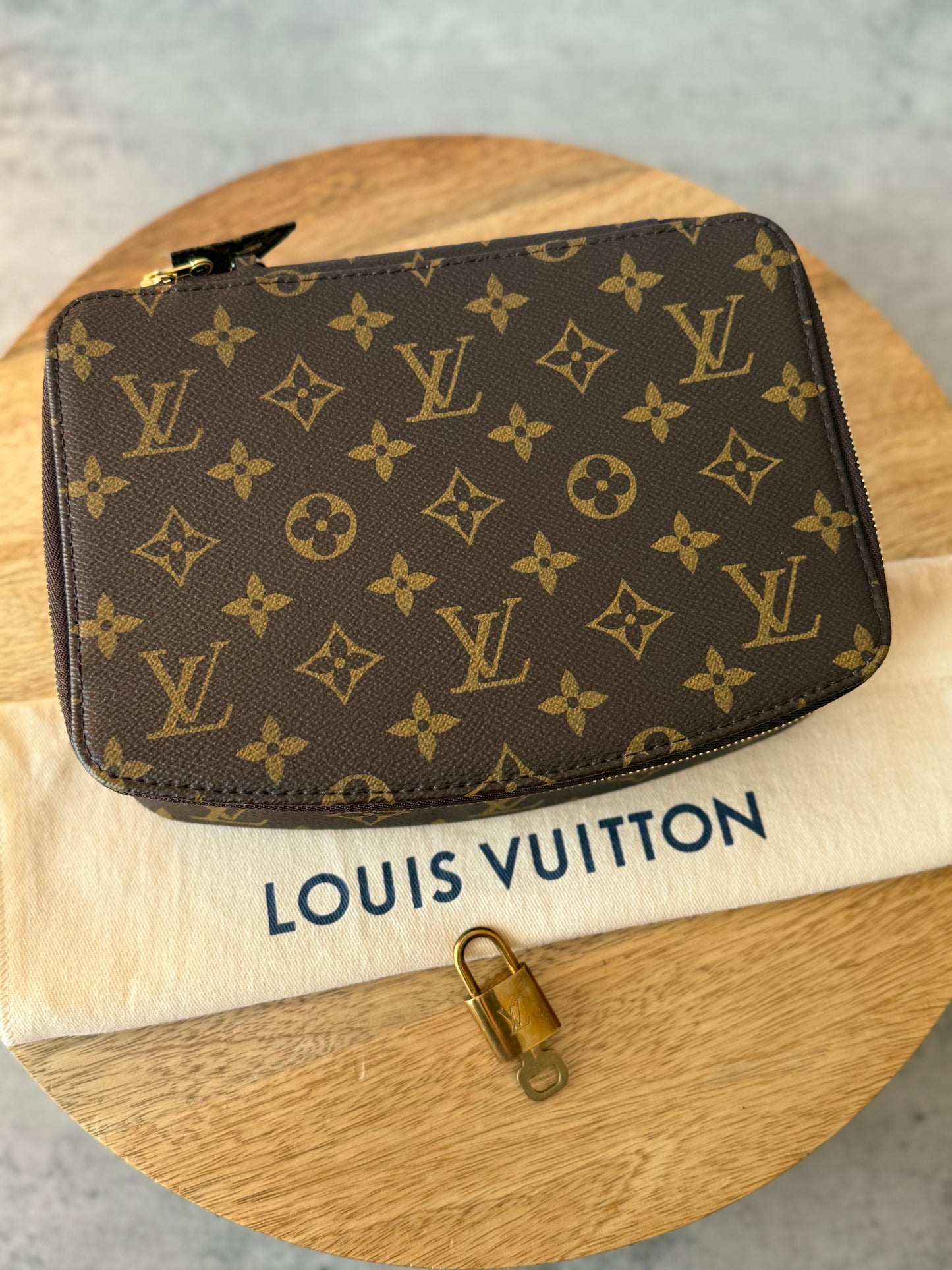 LV Monte Carlo GM Jewelry box