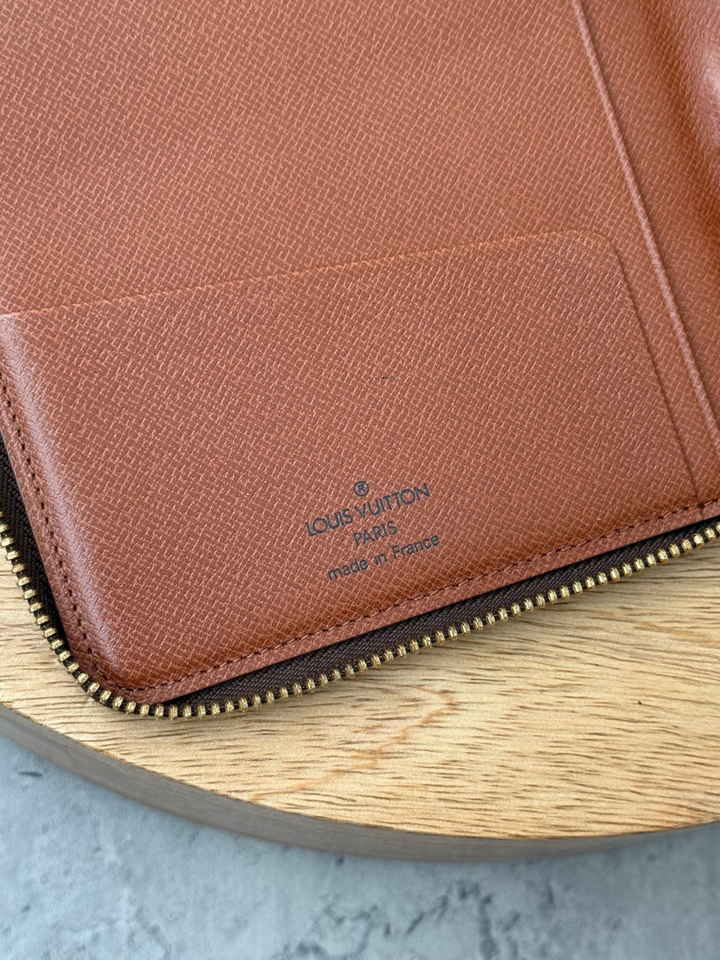 LV Travel Organizer