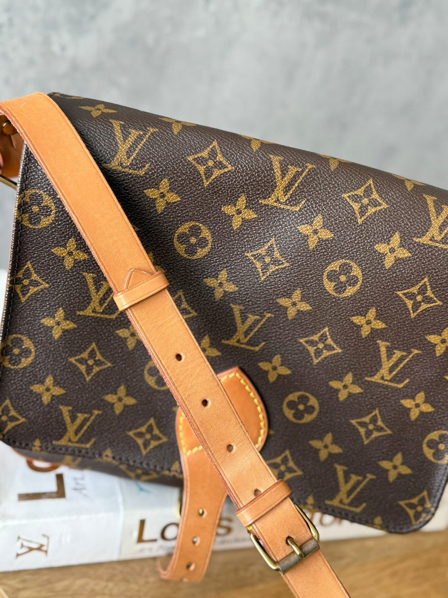 LV Cartouchiere GM