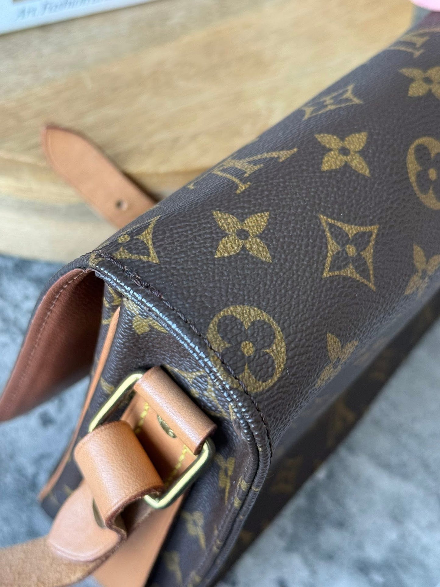 LV Cartouchiere GM