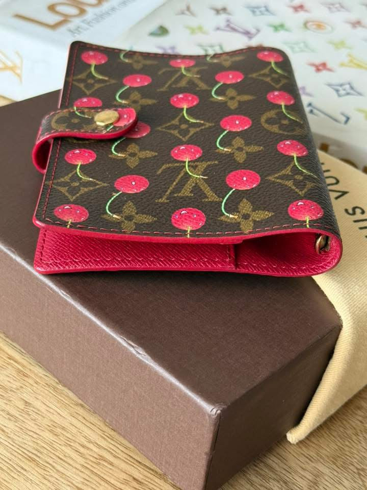 LV Agenda PM Cerise Limited Ed.