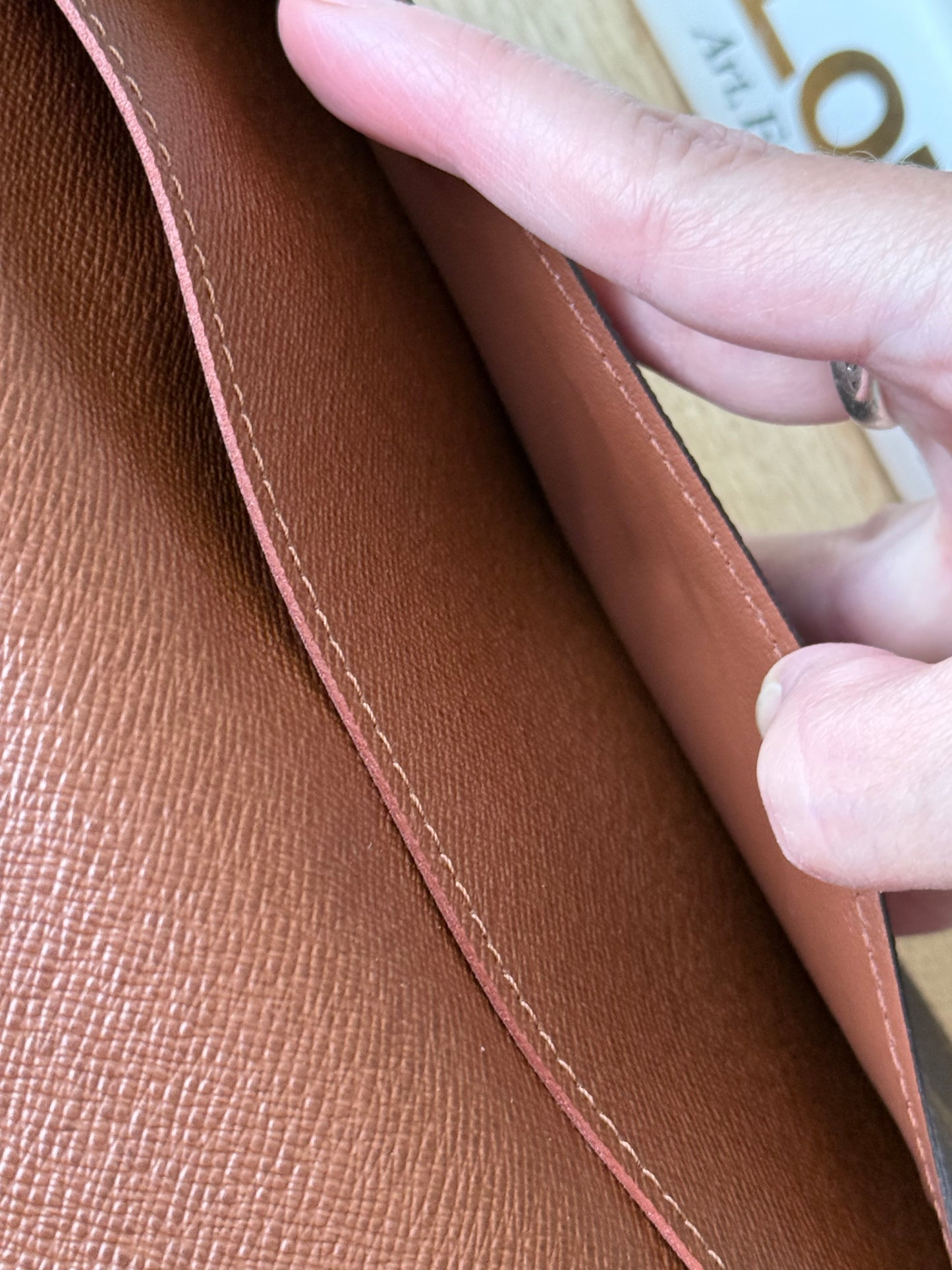LV Couv Carnet GM