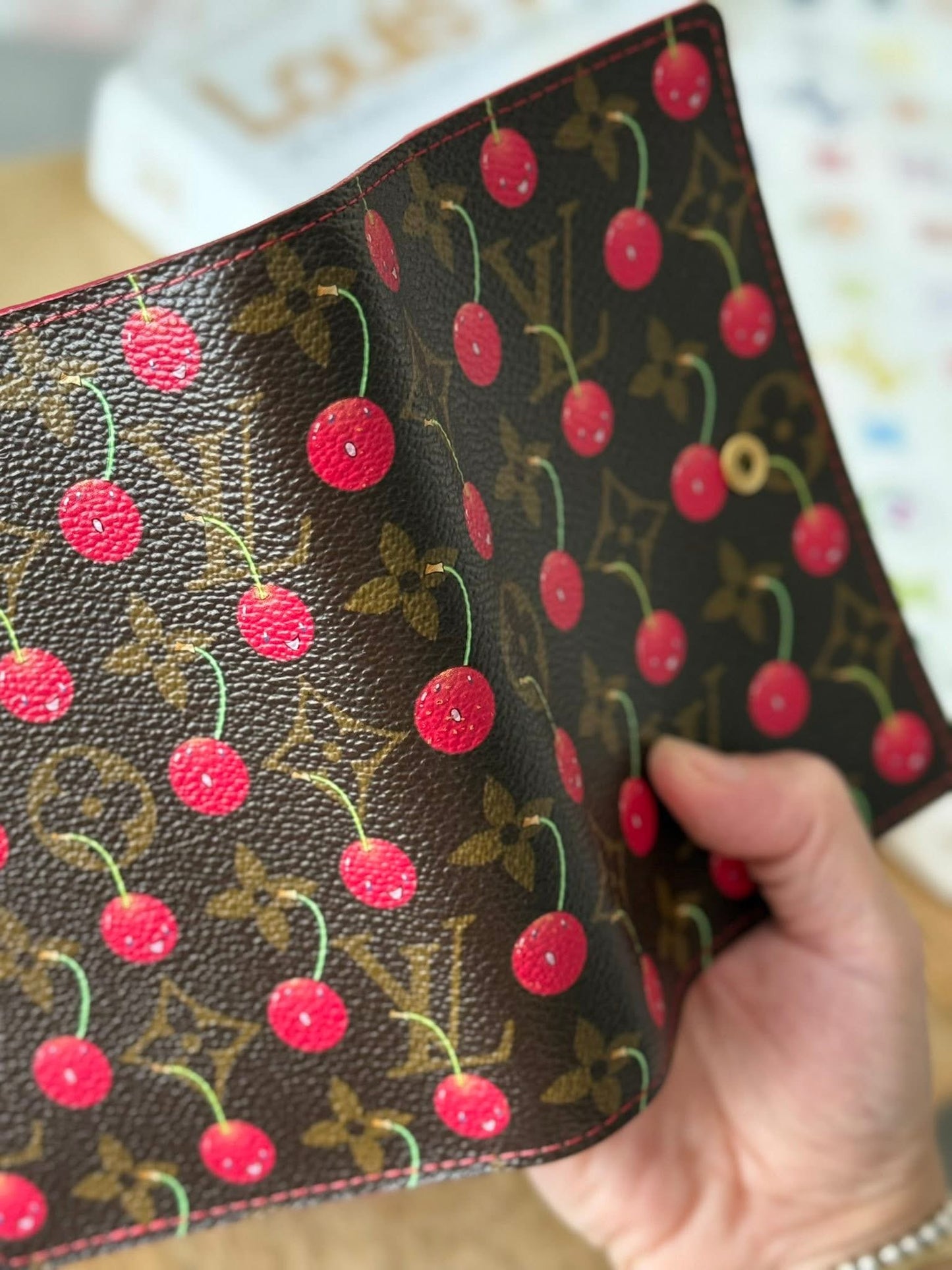LV Agenda PM Cerise Limited Ed.
